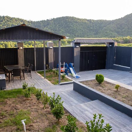 Villa Bella Vue กาบาลา ภายนอก รูปภาพ